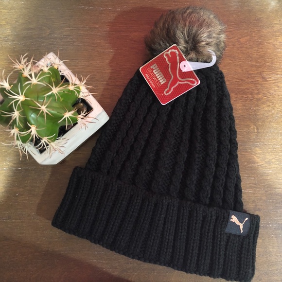 Puma Accessories - Puma woman’s beanie Puma Accessories - Puma woman’s beanie